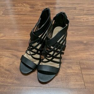 Elegant Black Strappy Women's Sandals